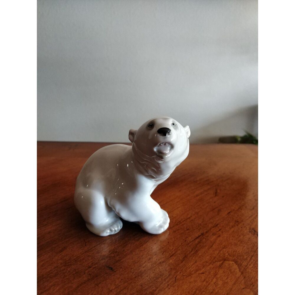 Damage* Vintage Lomonosov Porcelain (LFZ) Polar Bear Figurine 4.5" White - Picture 11 of 11